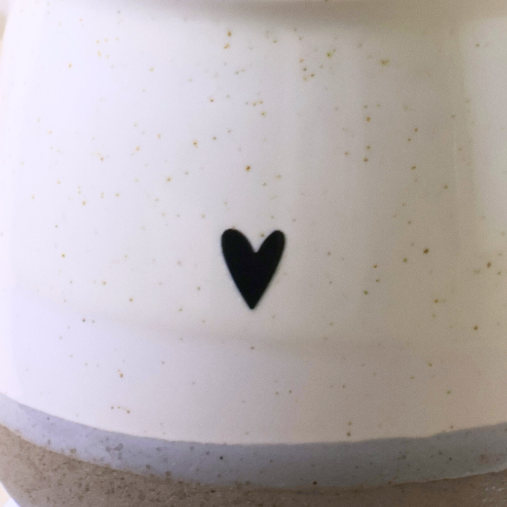 Steingutbecher Herz